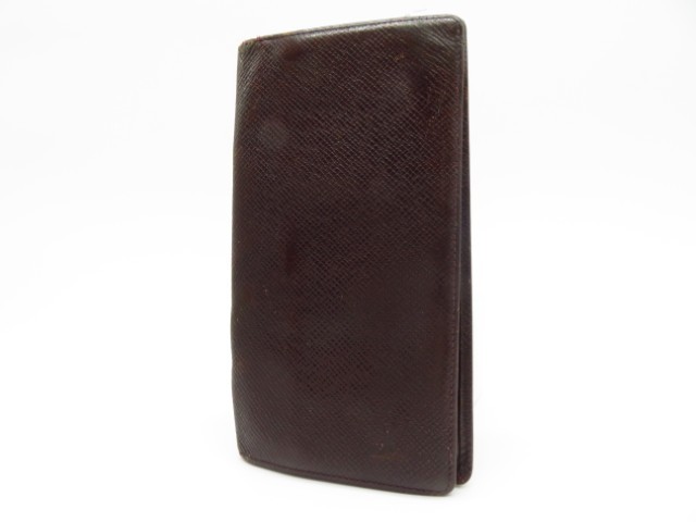 ルイヴィトン　カードケースM